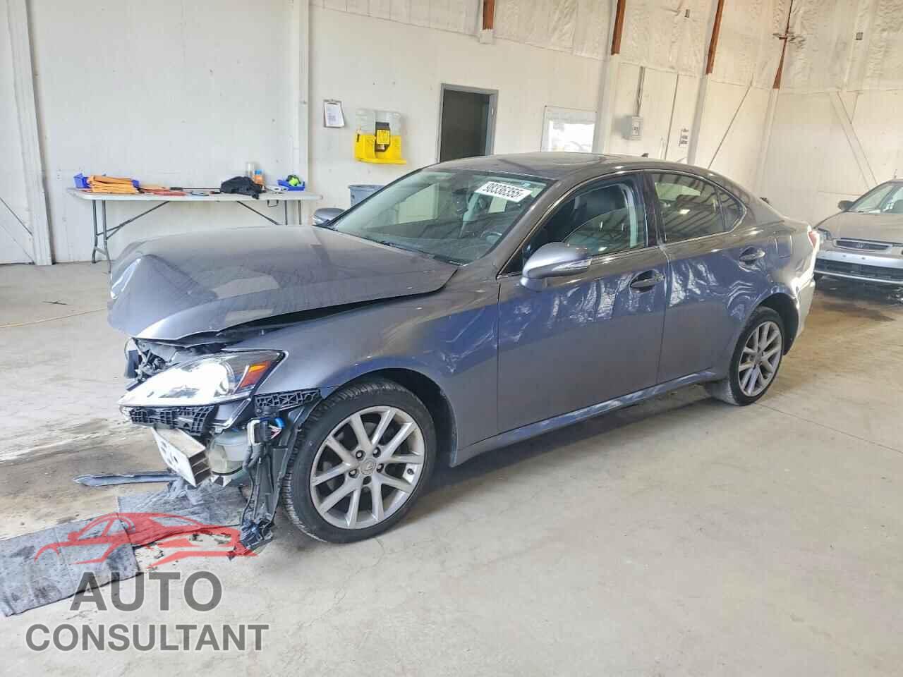 LEXUS IS 2012 - JTHCF5C20C5054314