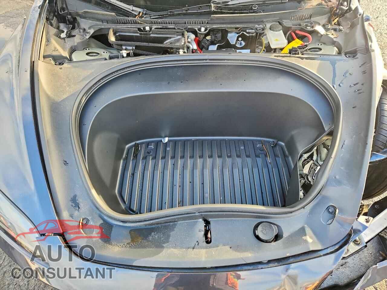 TESLA MODEL 3 2024 - 5YJ3E1EAXRF866583