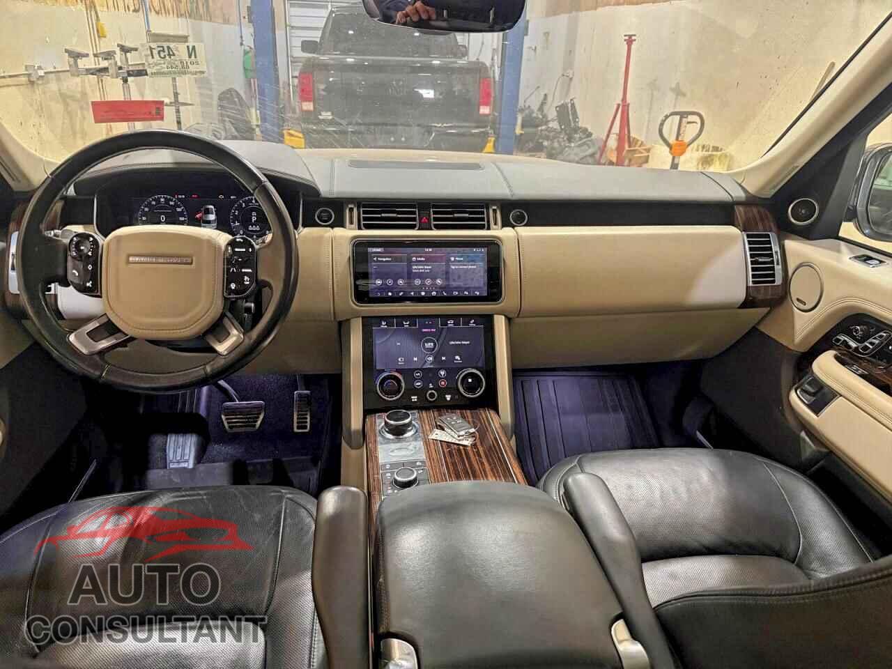 LAND ROVER RANGEROVER 2018 - SALGV2RE3JA396200