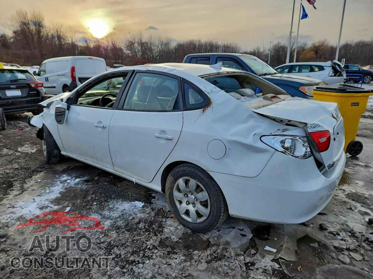 HYUNDAI ELANTRA 2009 - KMHDU46D19U658631