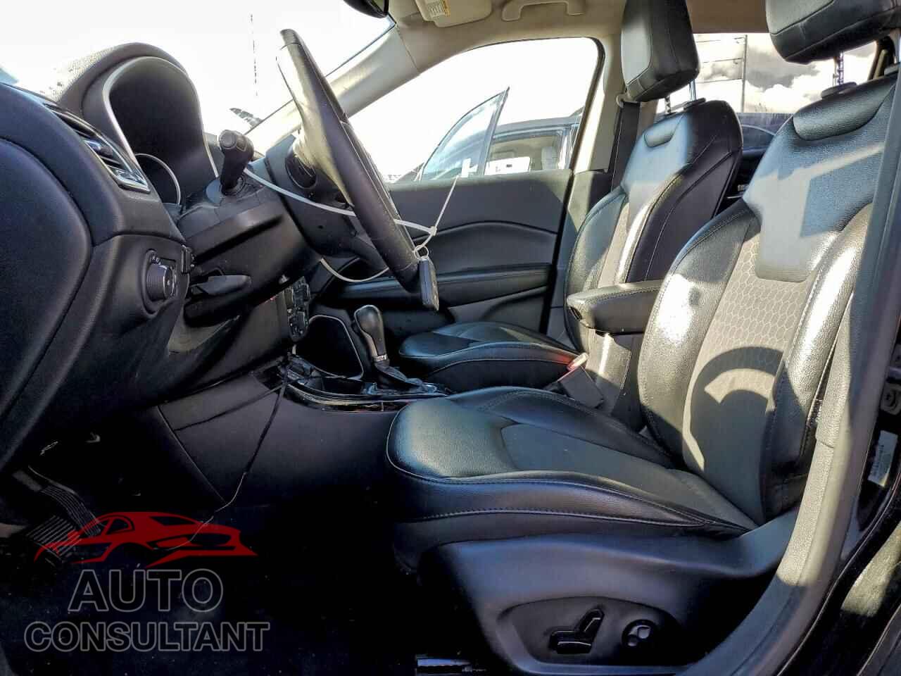 JEEP COMPASS 2018 - 3C4NJCBB7JT501992