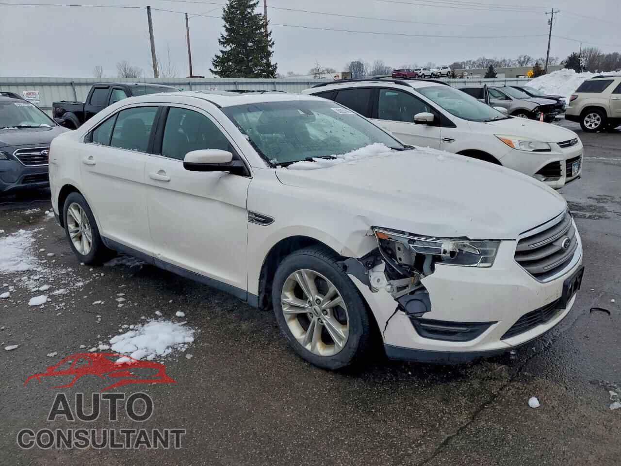 FORD TAURUS 2013 - 1FAHP2E82DG220817