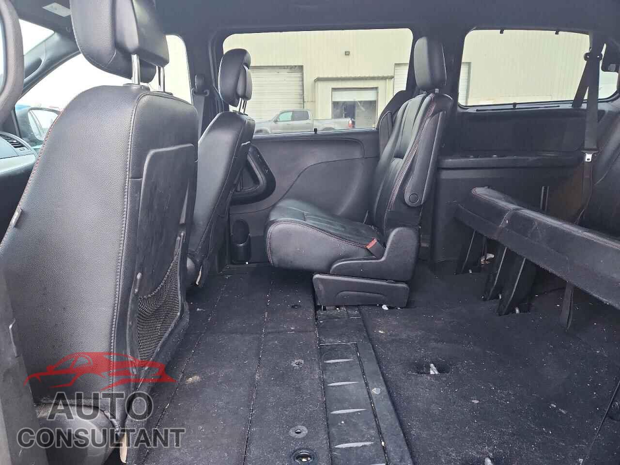 DODGE CARAVAN 2015 - 2C4RDGEGXFR747338