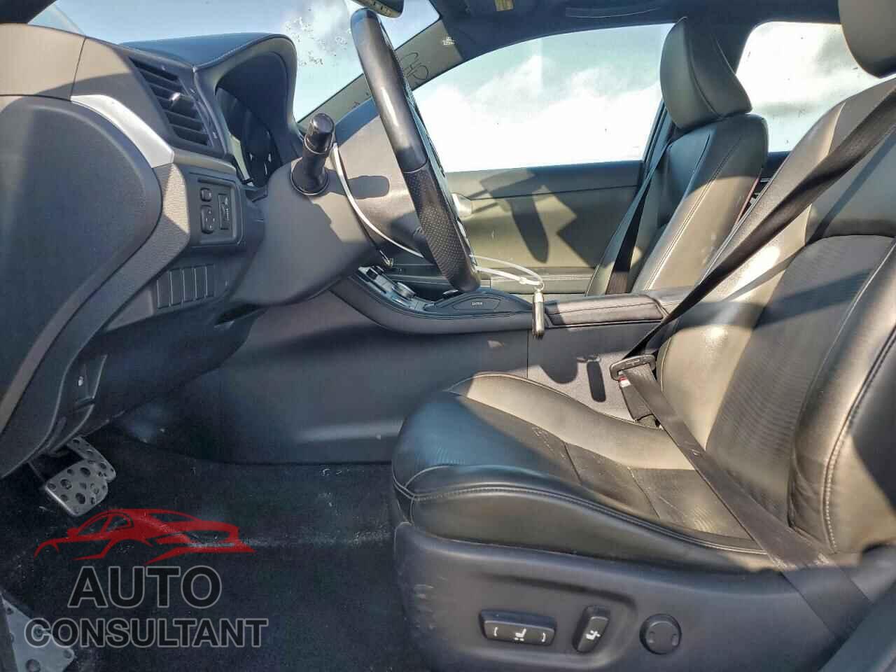 LEXUS CT 200 2013 - JTHKD5BHXD2169433