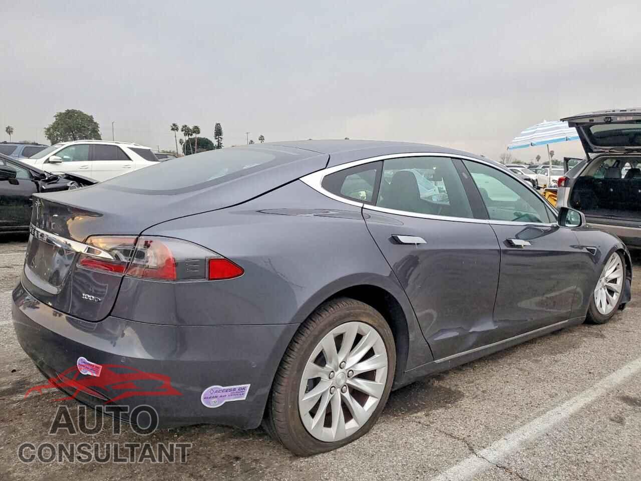 TESLA MODEL S 2018 - 5YJSA1E20JF295058