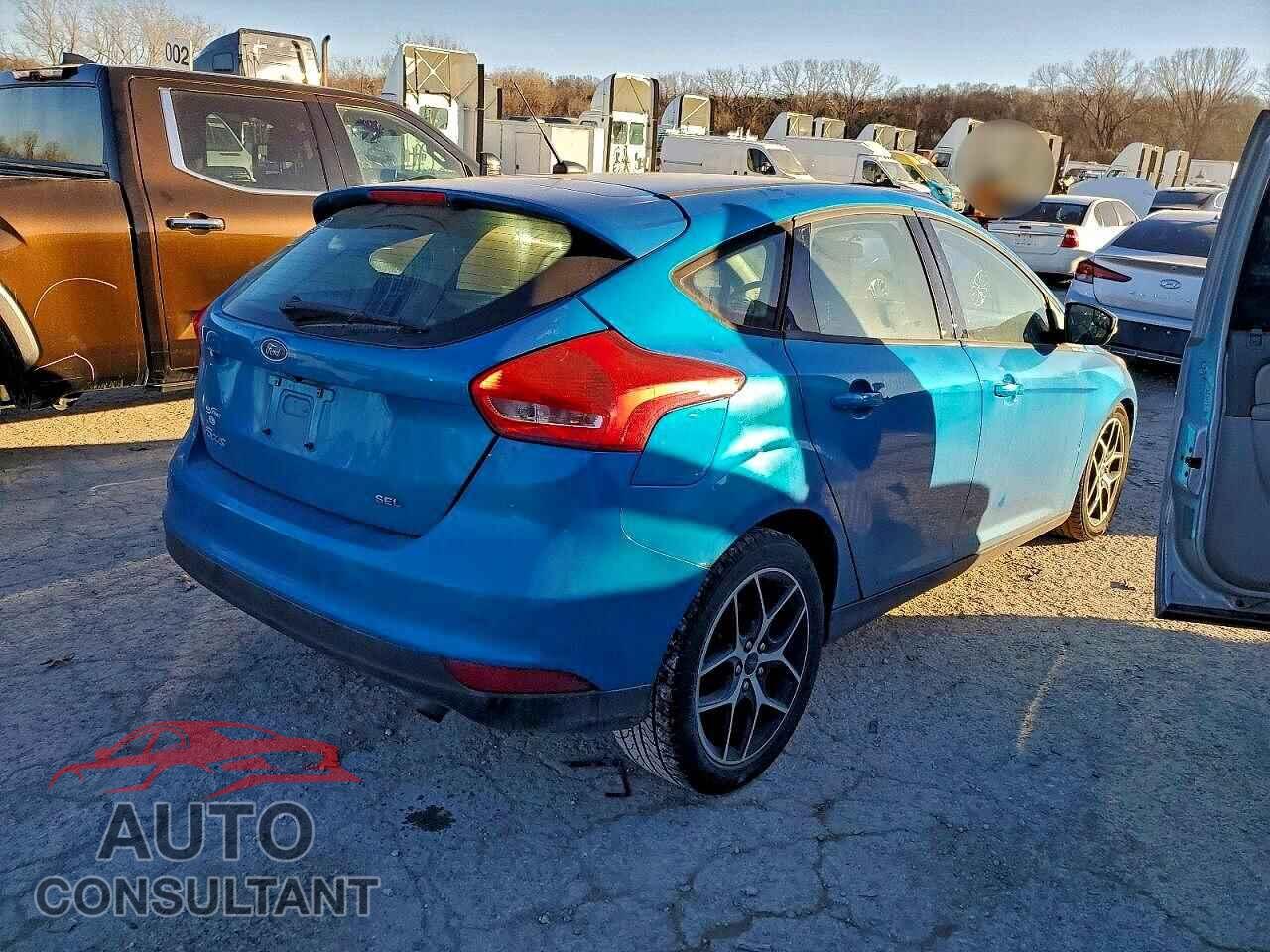 FORD FOCUS 2017 - 1FADP3M25HL205629