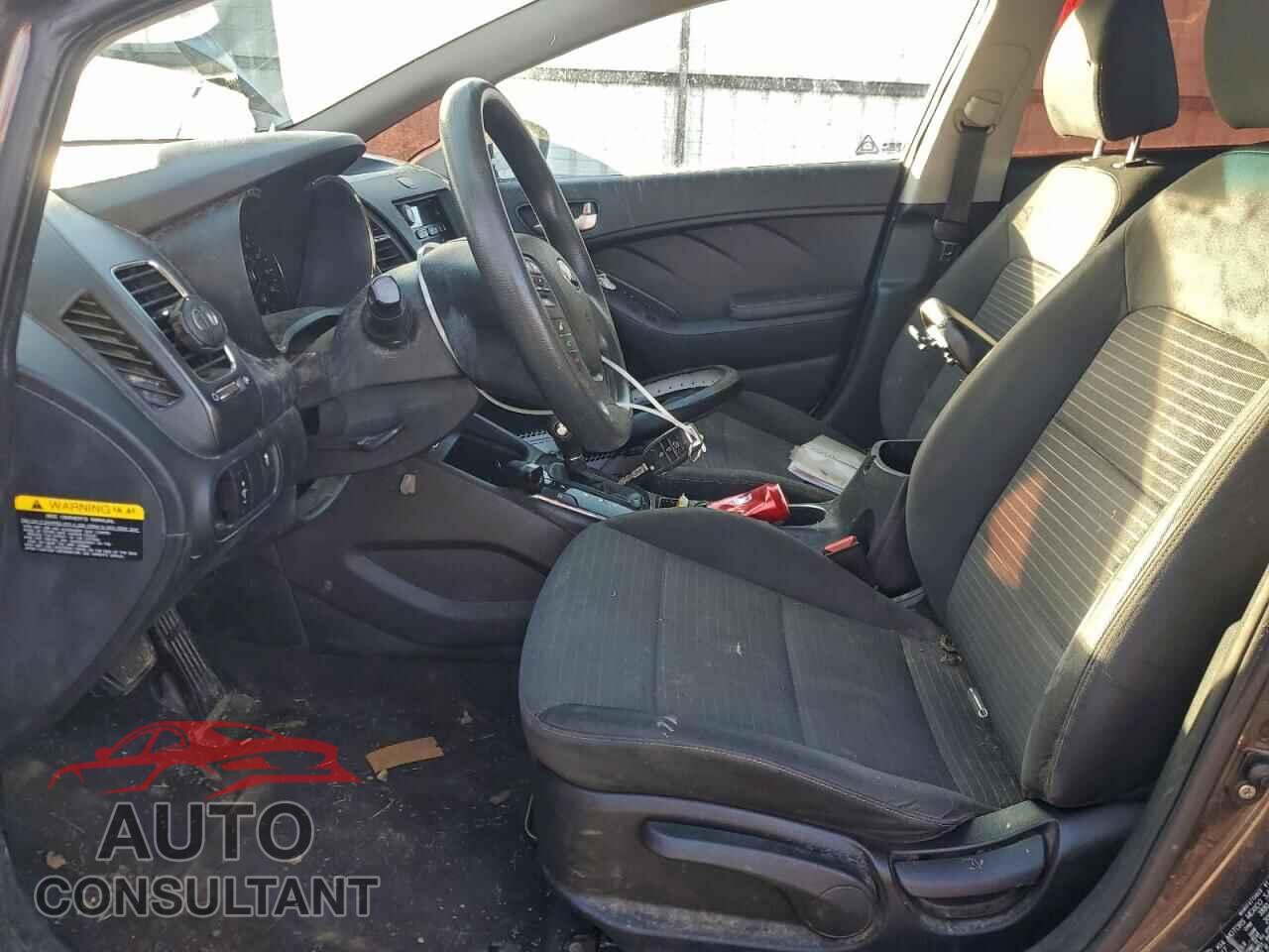 KIA FORTE 2017 - 3KPFL4A70HE121263