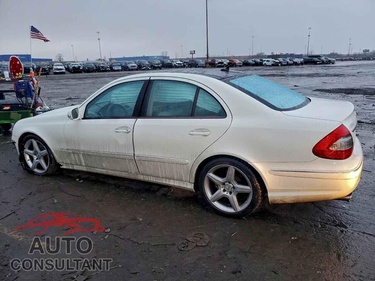 MERCEDES-BENZ E-CLASS 2009 - WDBUF56X29B396076