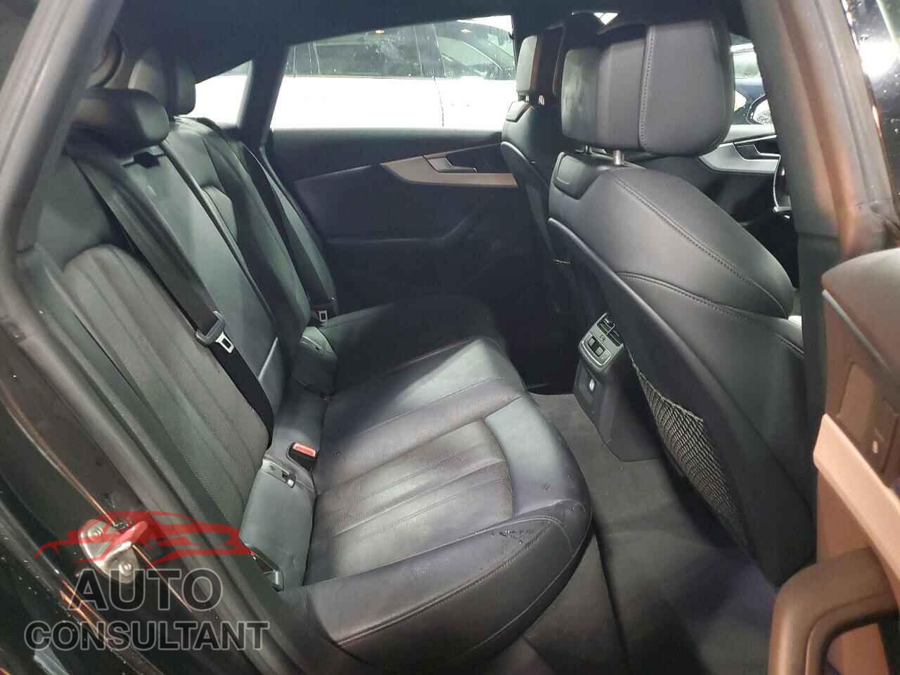 AUDI A5 2018 - WAUBNCF58JA007785