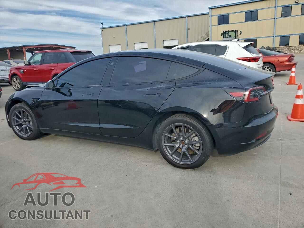 TESLA MODEL 3 2023 - 5YJ3E1EAXPF600669