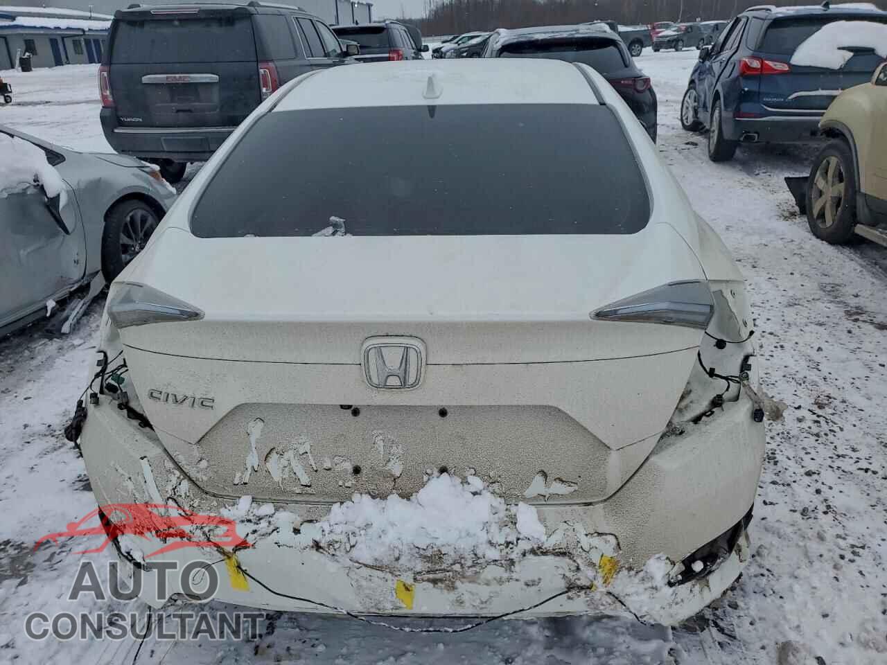 HONDA CIVIC 2018 - 2HGFC2F74JH552424