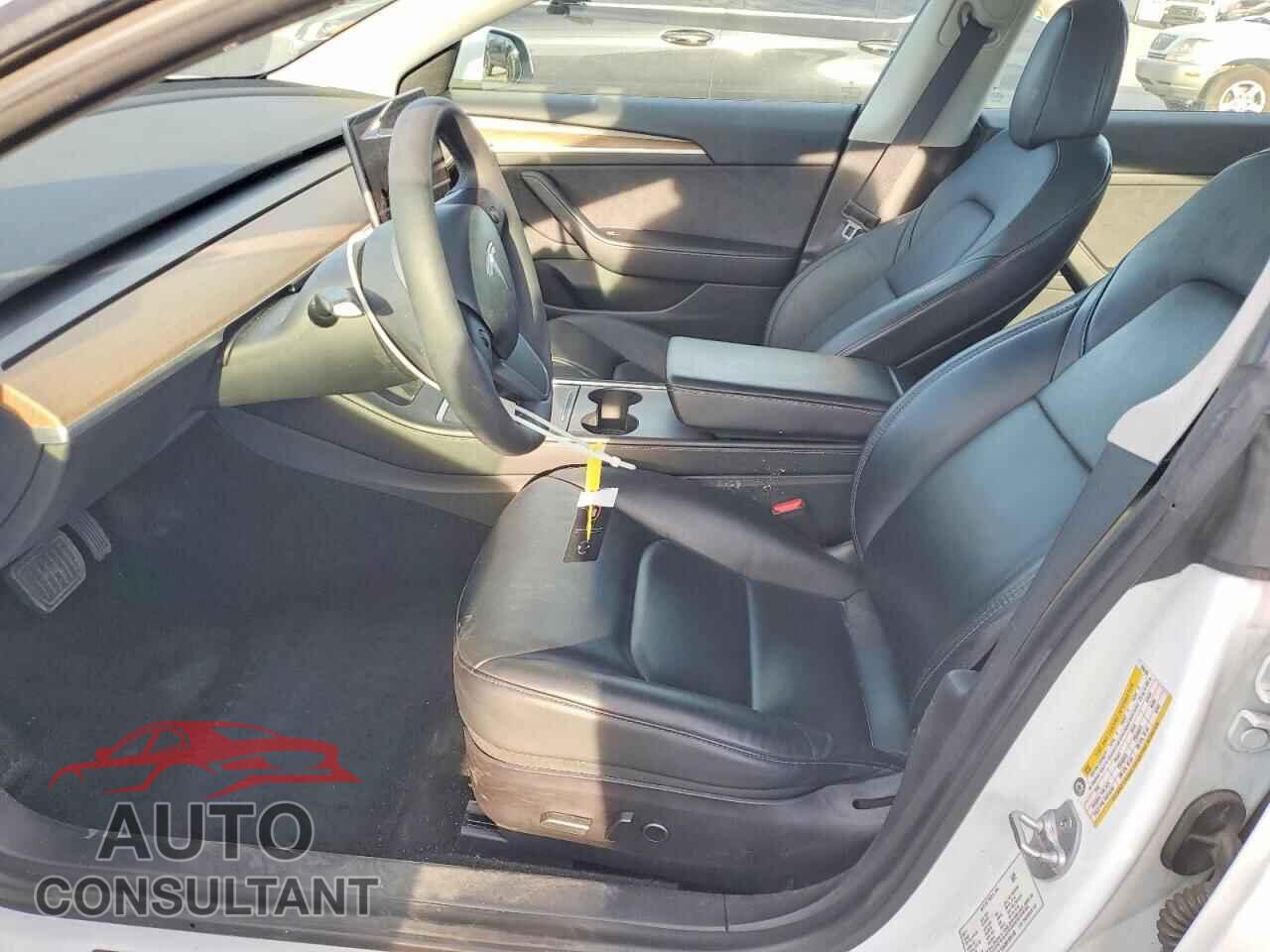 TESLA MODEL 3 2021 - 5YJ3E1EA6MF996160