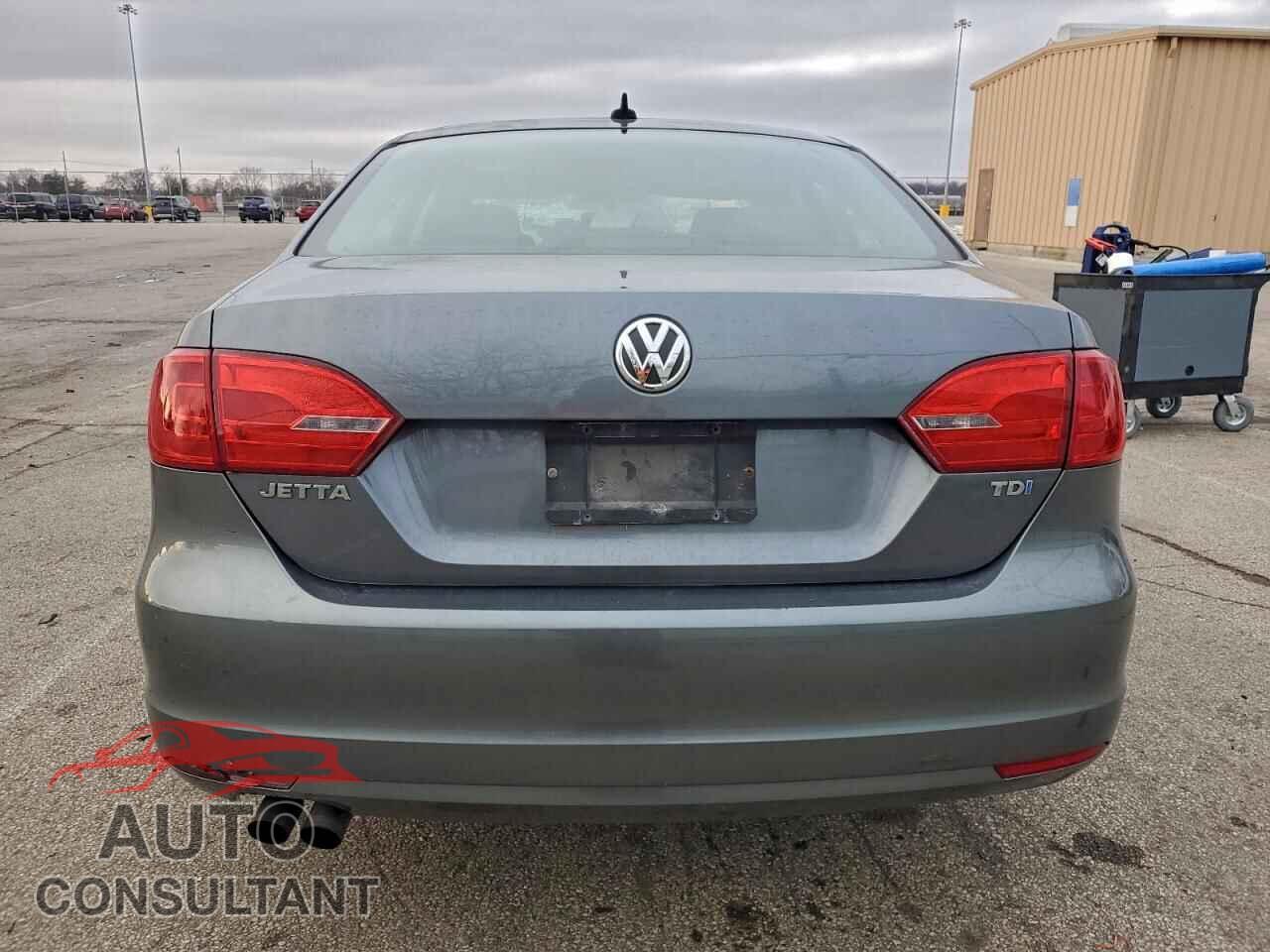 VOLKSWAGEN JETTA 2012 - 3VWLL7AJ8CM410144