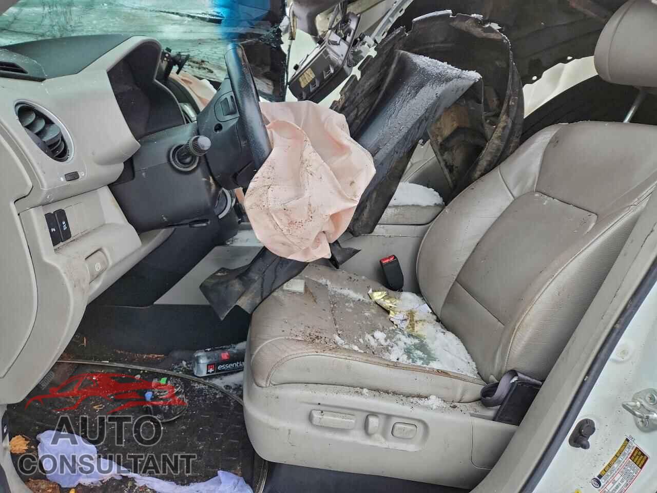 HONDA PILOT 2012 - 5FNYF4H97CB041548