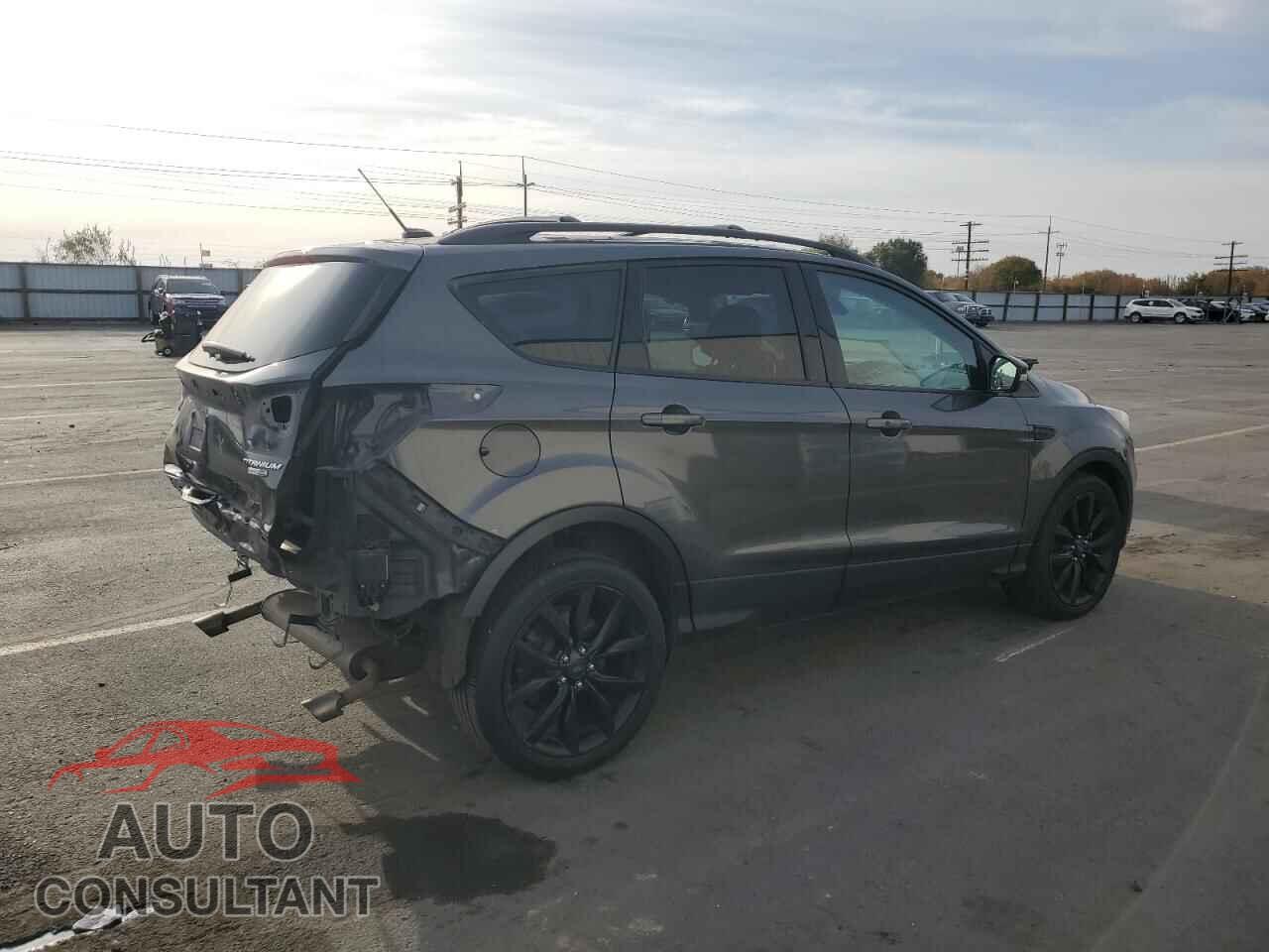 FORD ESCAPE 2017 - 1FMCU9J99HUD29380