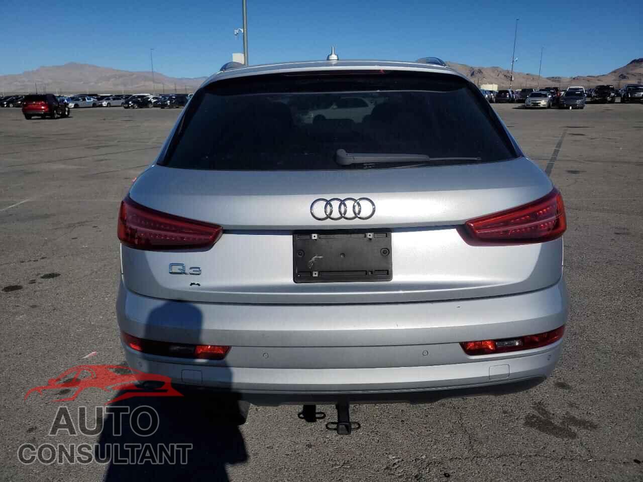 AUDI Q3 2017 - WA1BCCFS3HR014535