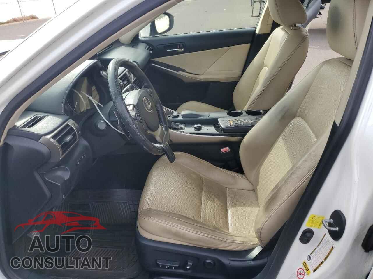 LEXUS IS 2014 - JTHCF1D20E5004667