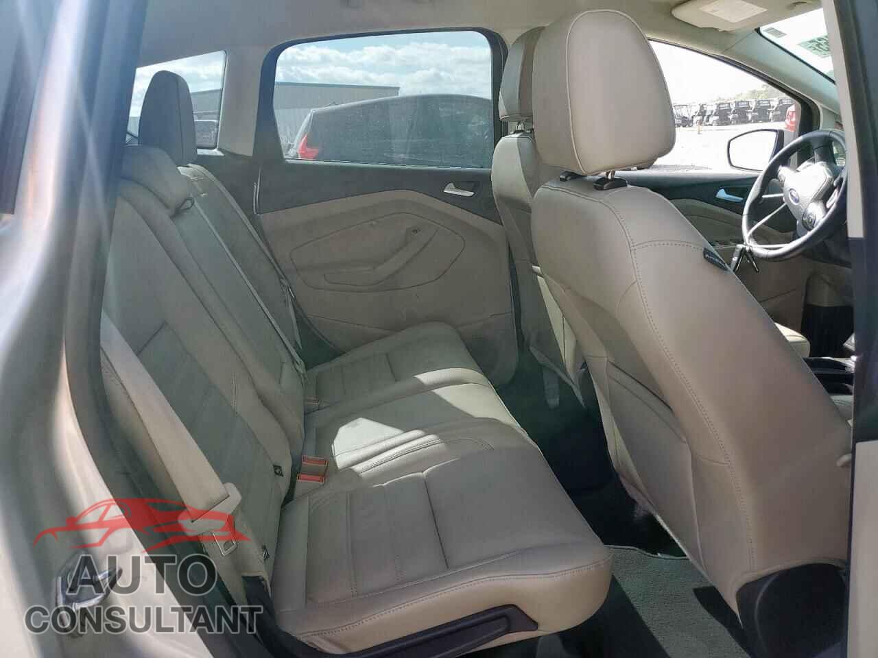 FORD CMAX 2017 - 1FADP5DU4HL118821