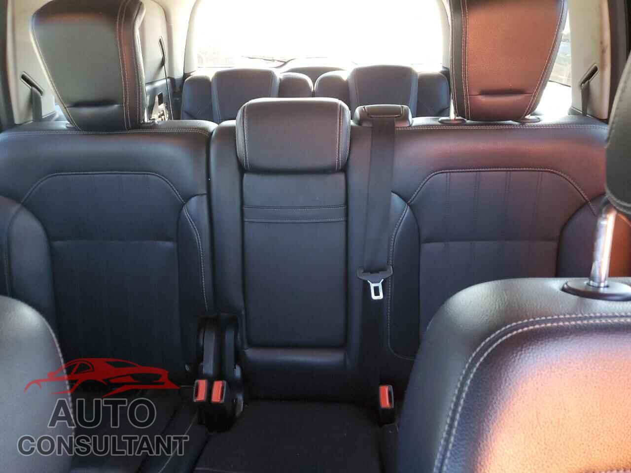MERCEDES-BENZ GL-CLASS 2013 - 4JGDF7CE7DA170948