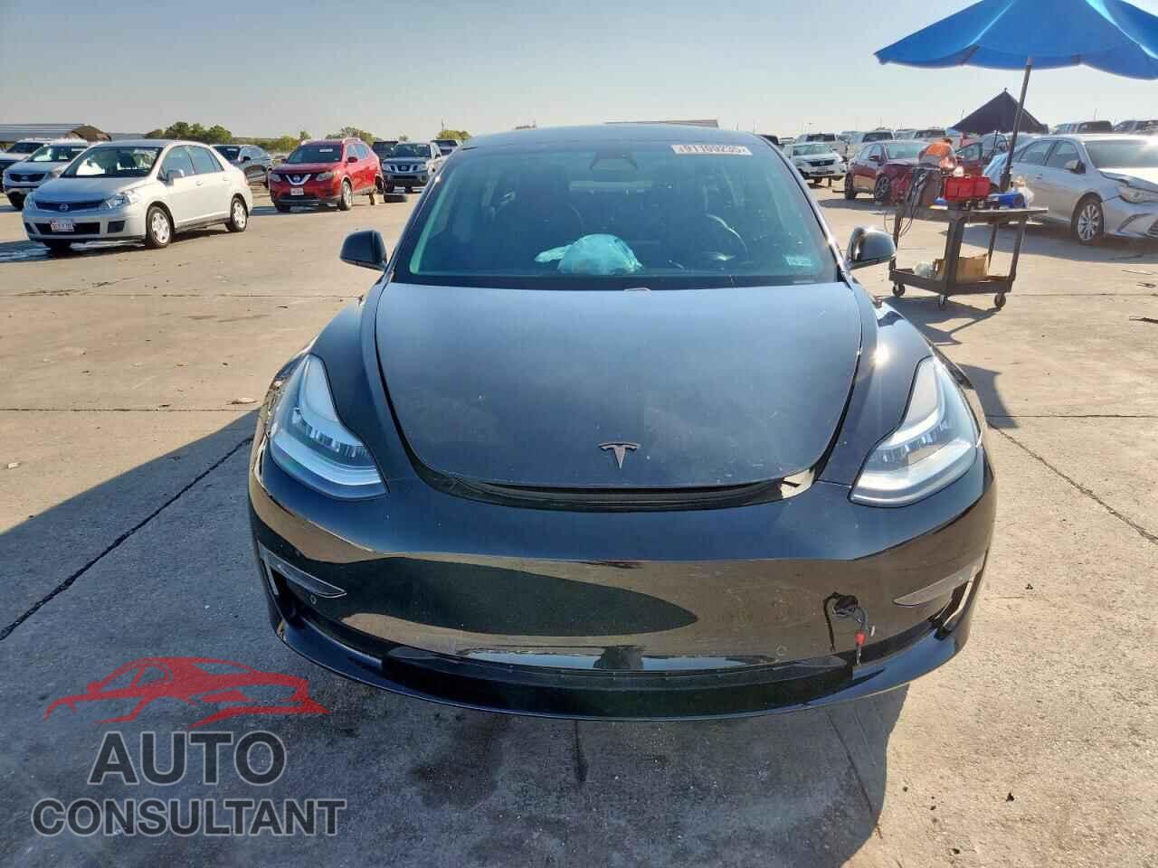 TESLA MODEL 3 2019 - 5YJ3E1EA5KF310946