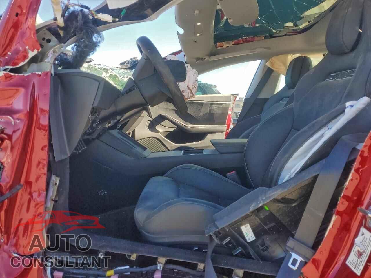 TESLA MODEL 3 2024 - 5YJ3E1ET9RF841529