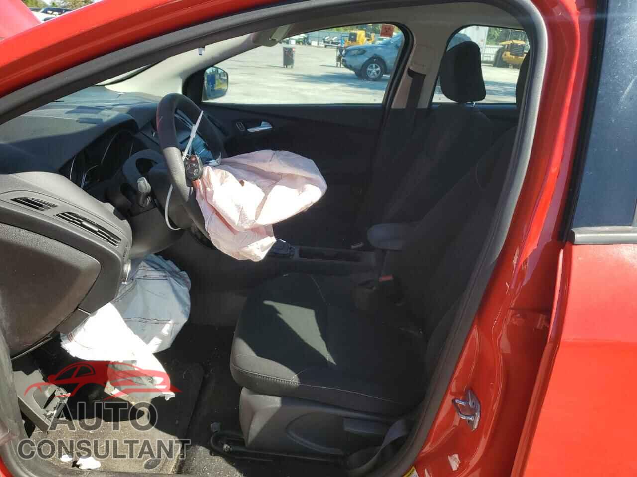 FORD FOCUS 2016 - 1FADP3F28GL356511