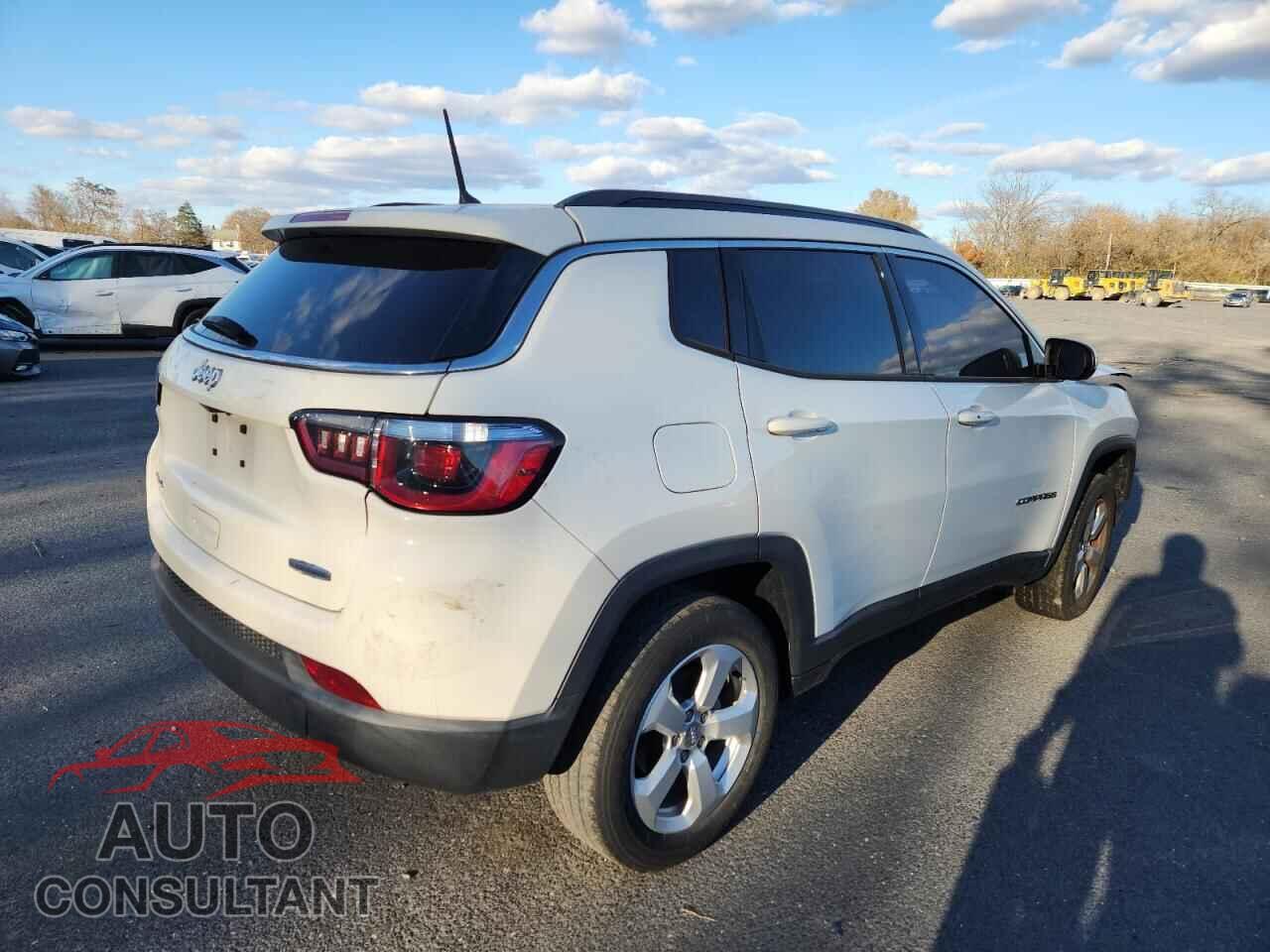 JEEP COMPASS 2018 - 3C4NJDBB9JT178471