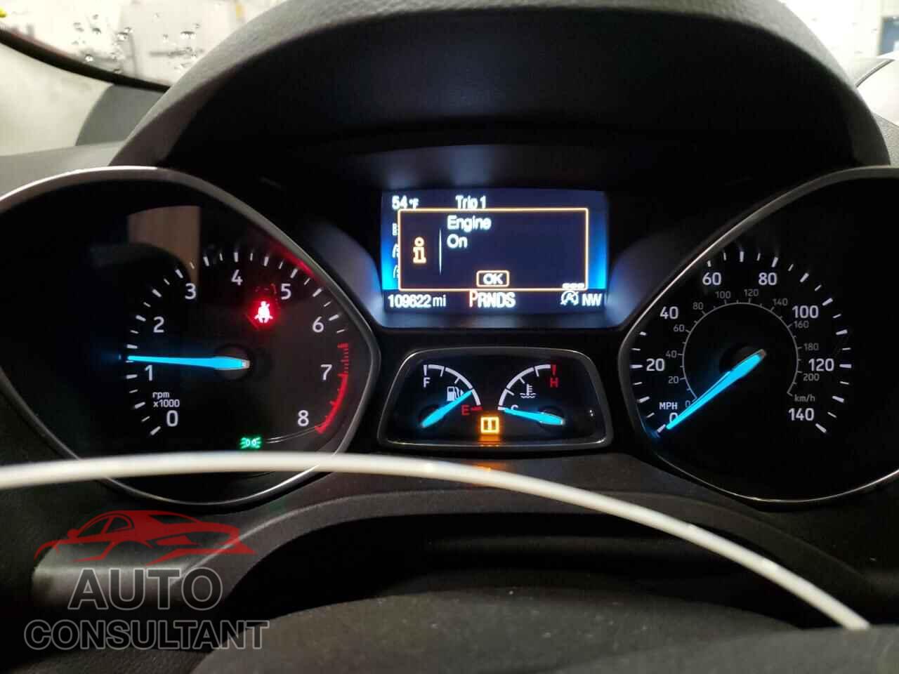 FORD ESCAPE 2017 - 1FMCU9GD2HUD75158