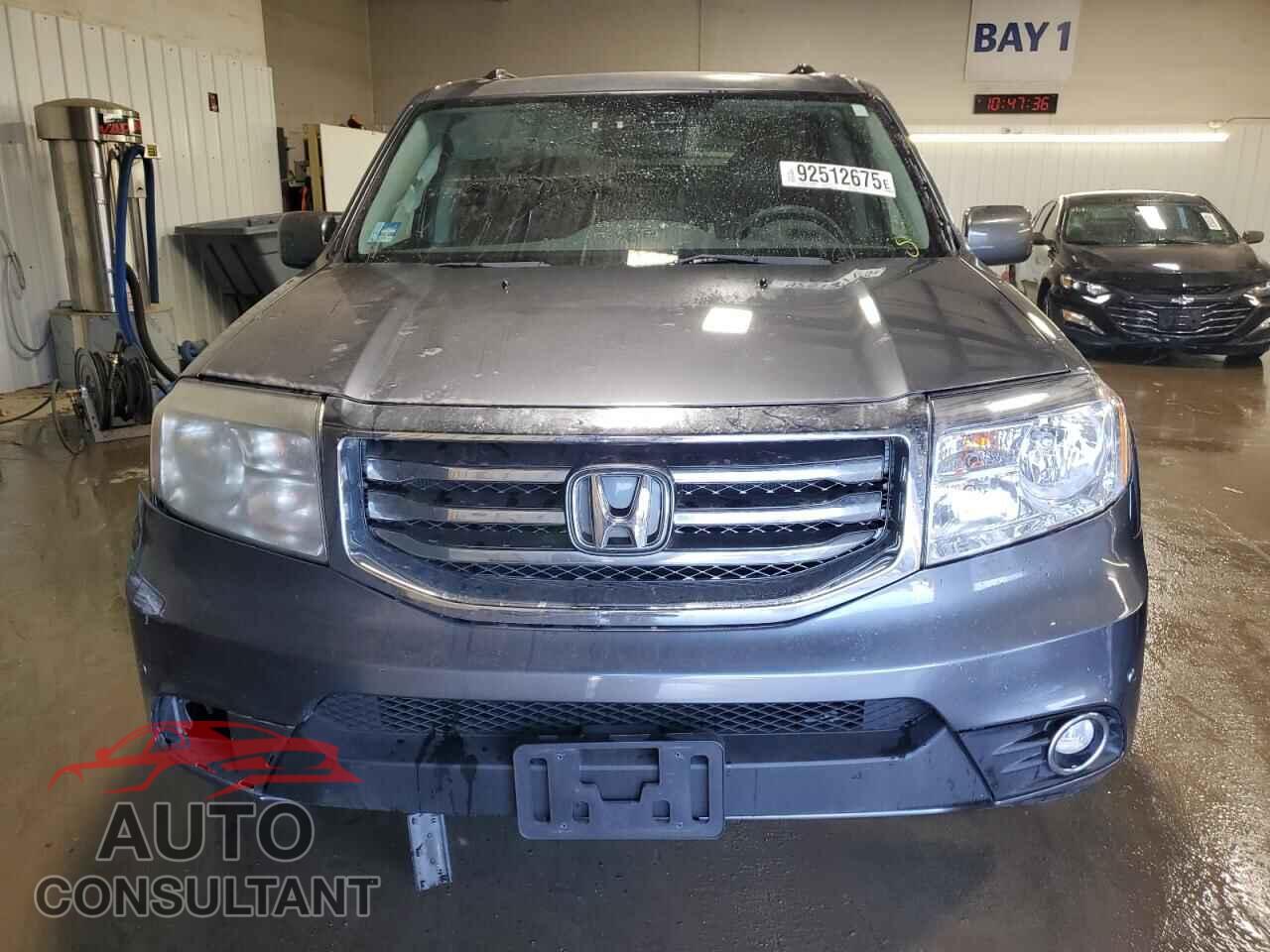 HONDA PILOT 2013 - 5FNYF4H99DB016636