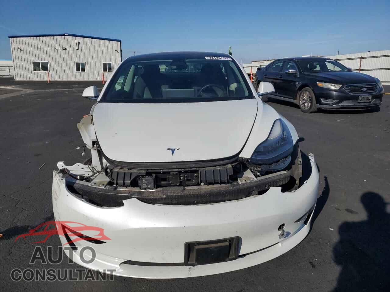 TESLA MODEL 3 2019 - 5YJ3E1EB9KF452564