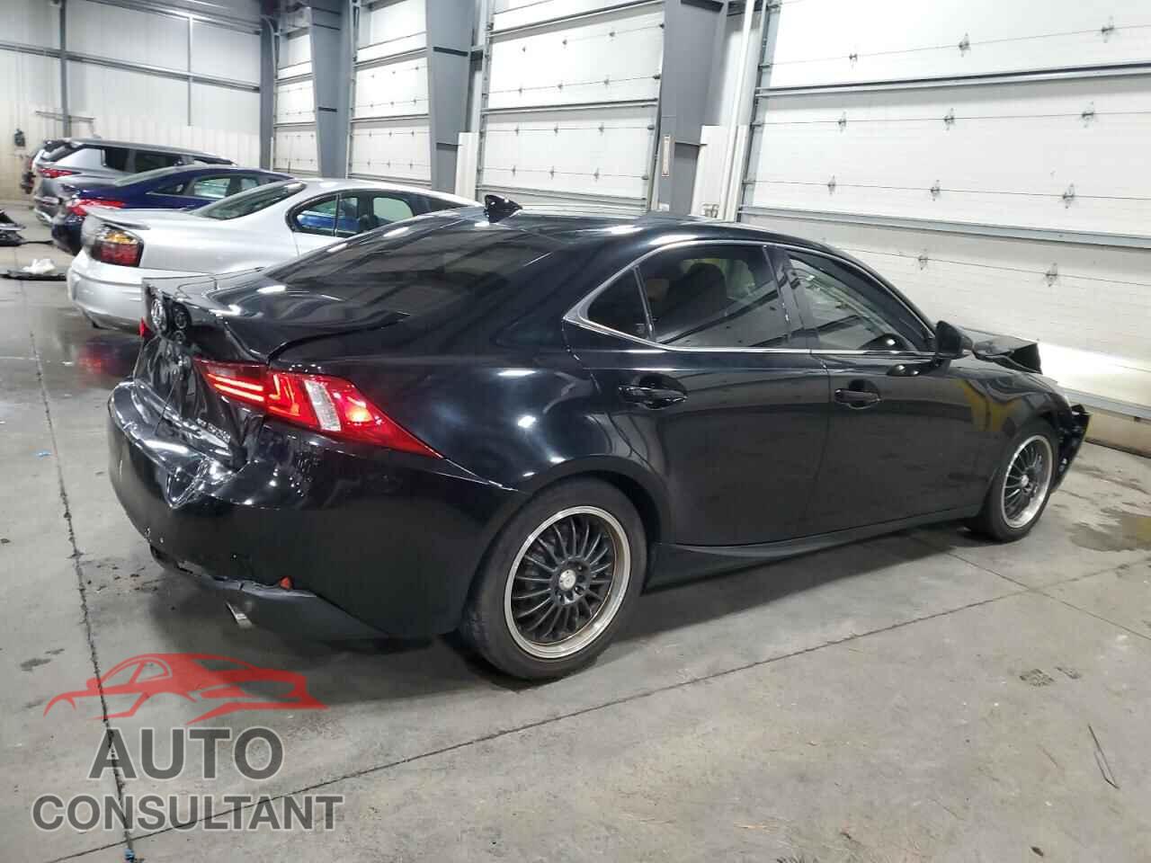 LEXUS IS 2014 - JTHCF1D22E5005108