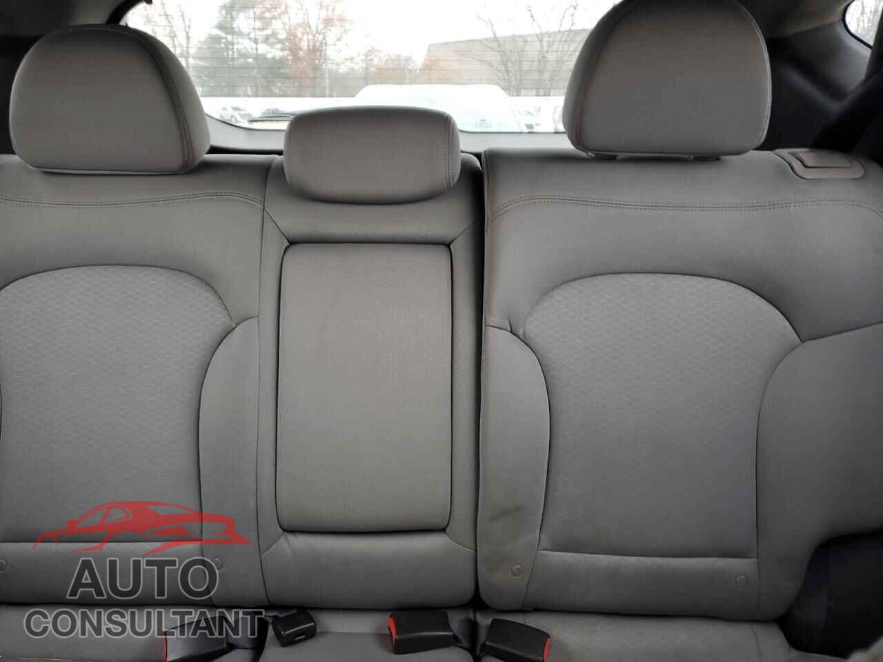 HYUNDAI TUCSON 2011 - KM8JT3AB7BU242532