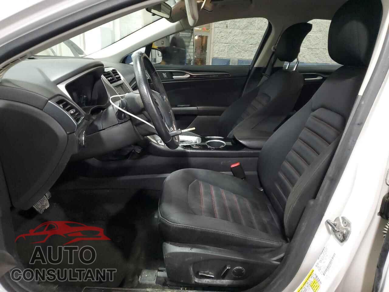 FORD FUSION 2013 - 3FA6P0HR6DR357512
