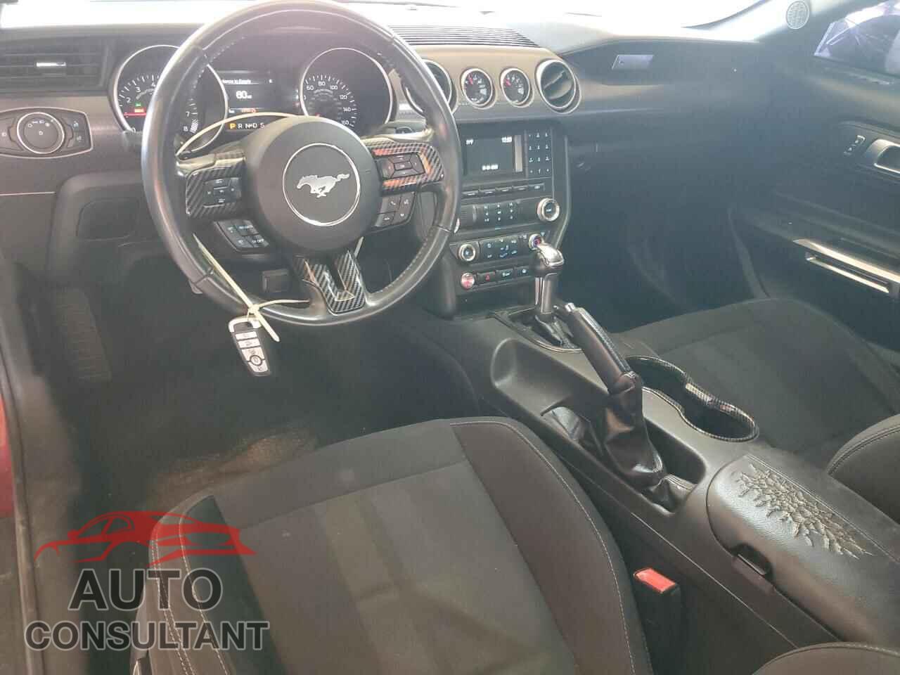 FORD MUSTANG 2018 - 1FA6P8CF5J5114591