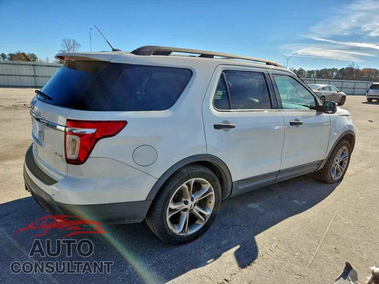 FORD EXPLORER 2011 - 1FMHK8B89BGA77356