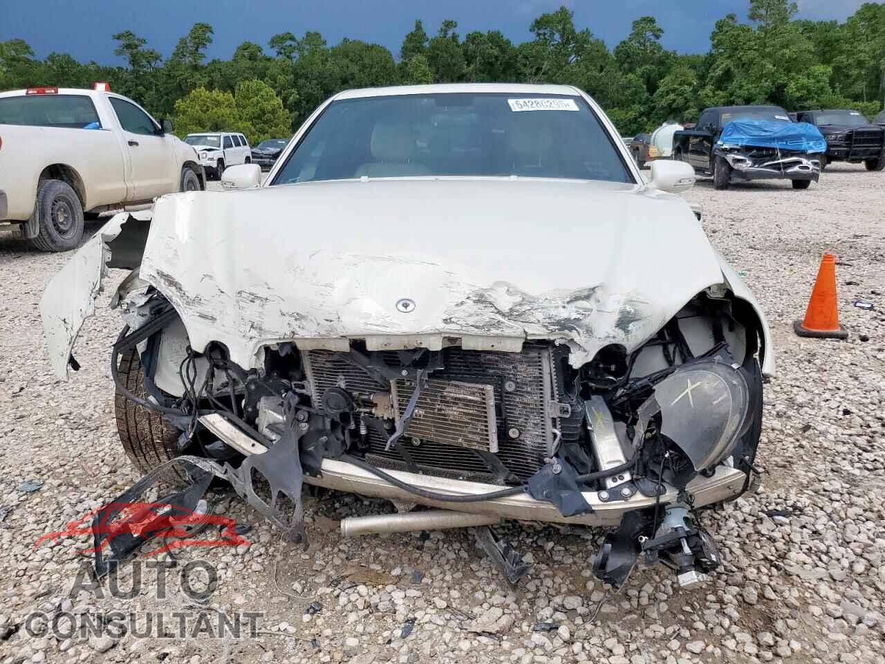 MERCEDES-BENZ E-CLASS 2009 - WDBUF72X79B432250