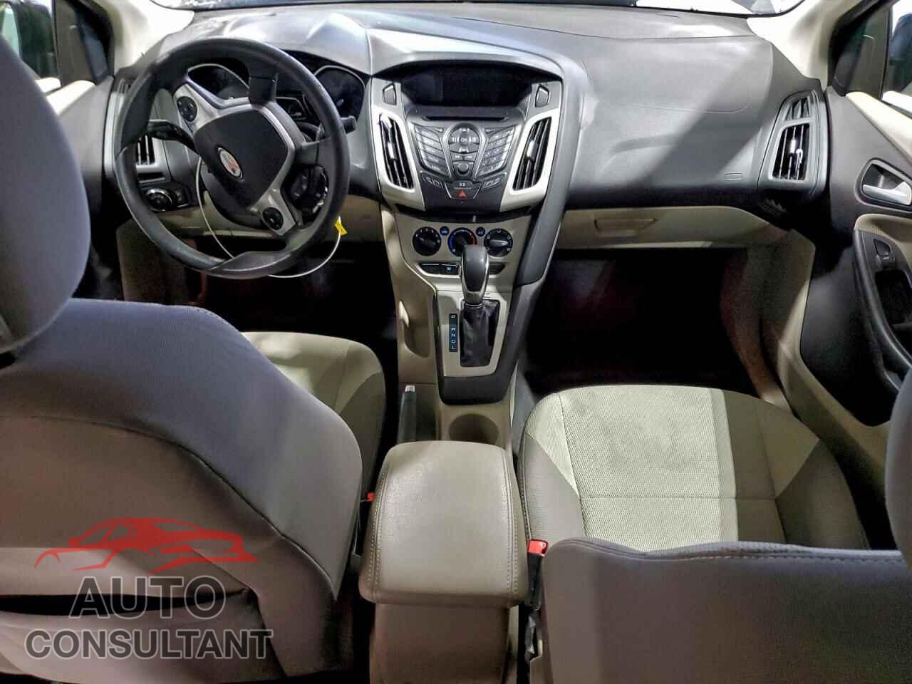 FORD FOCUS 2014 - 1FADP3F27EL146852