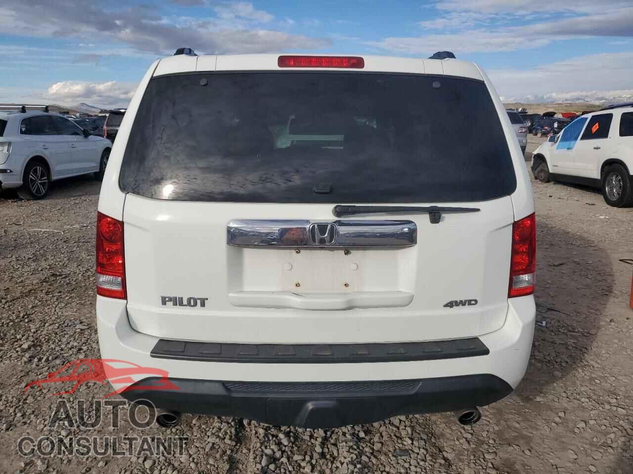 HONDA PILOT 2013 - 5FNYF4H59DB083105
