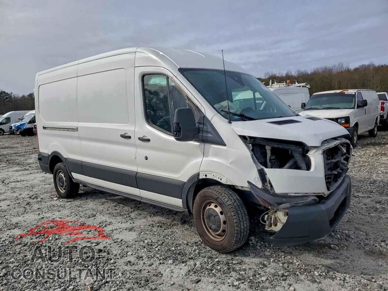FORD TRANSIT 2019 - 1FTYR2CM8KKA19874