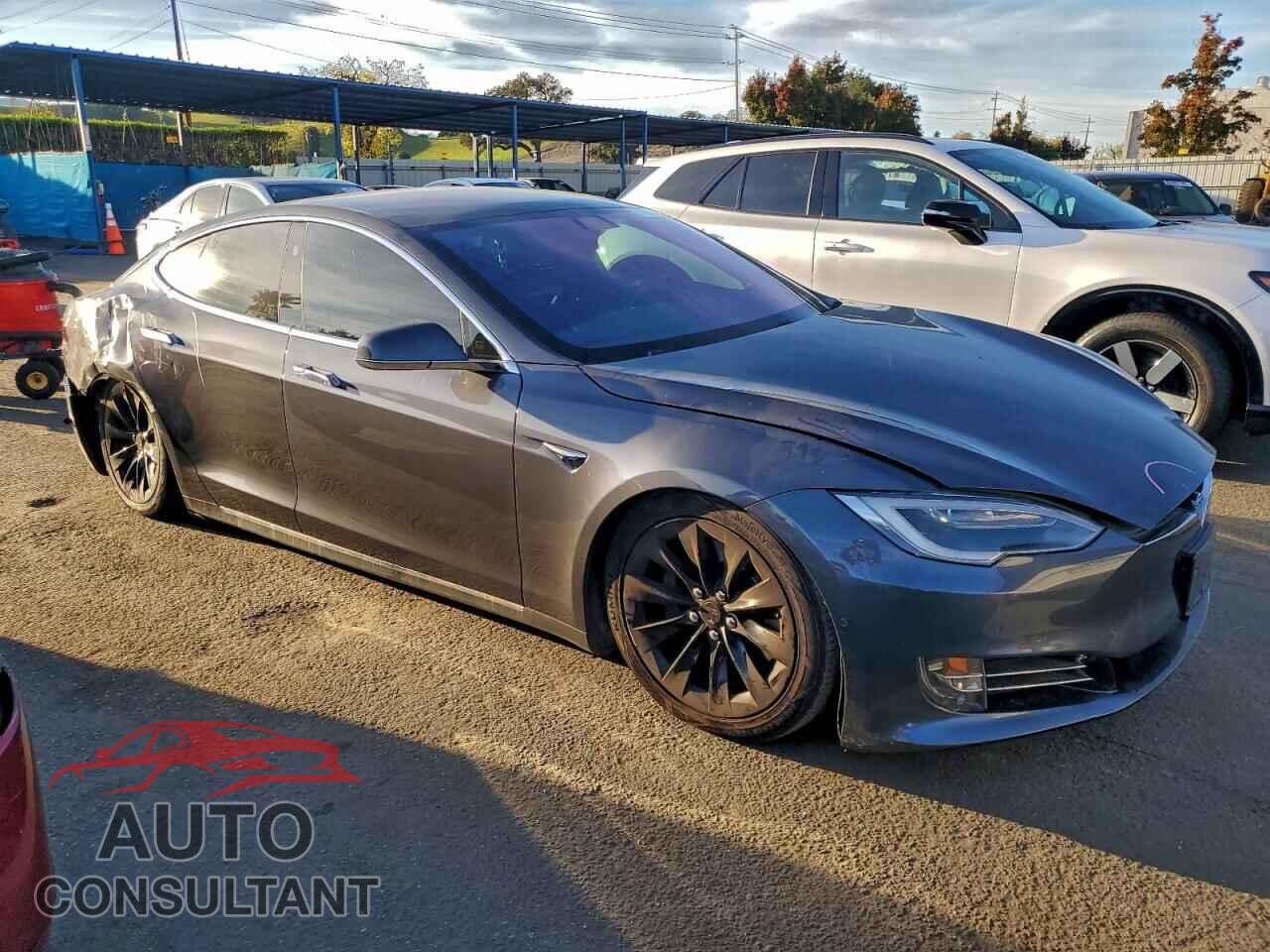 TESLA MODEL S 2017 - 5YJSA1E10HF225979