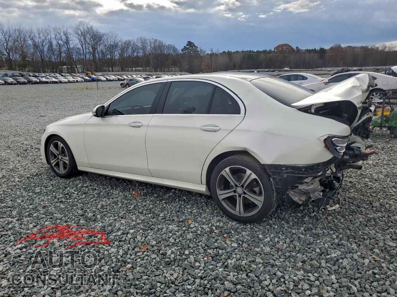 MERCEDES-BENZ E-CLASS 2017 - WDDZF4JB3HA100909