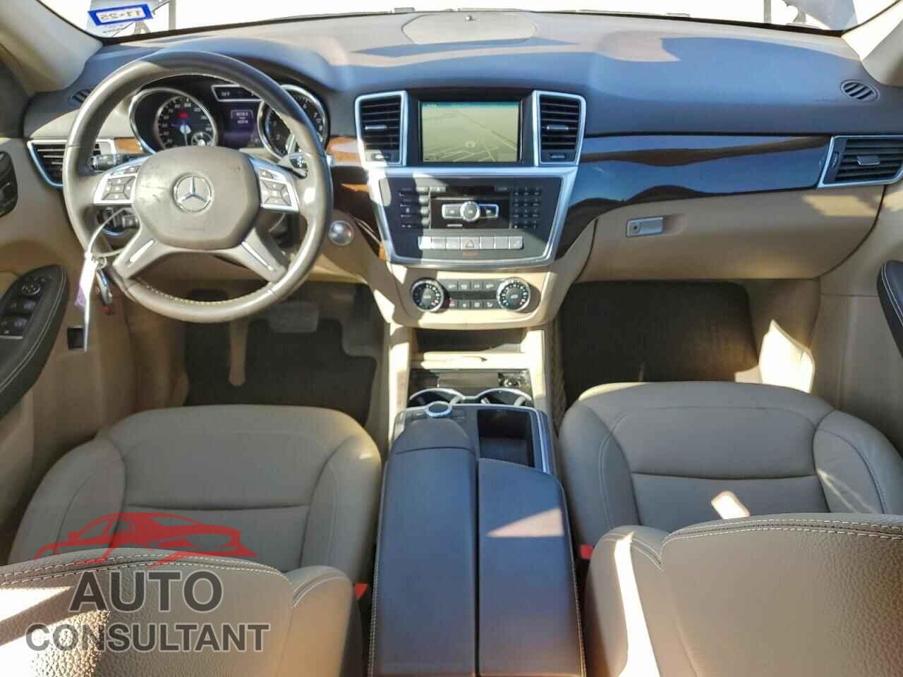 MERCEDES-BENZ M-CLASS 2015 - 4JGDA5JB0FA454260