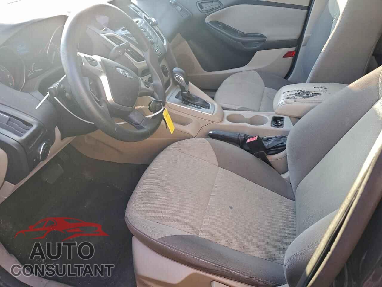 FORD FOCUS 2012 - 1FAHP3K22CL365691