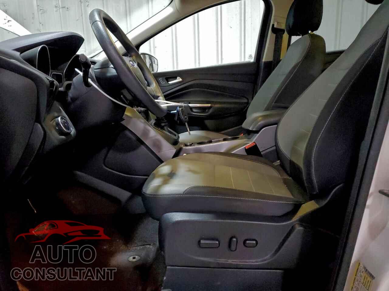 FORD ESCAPE 2016 - 1FMCU9GX2GUB22589