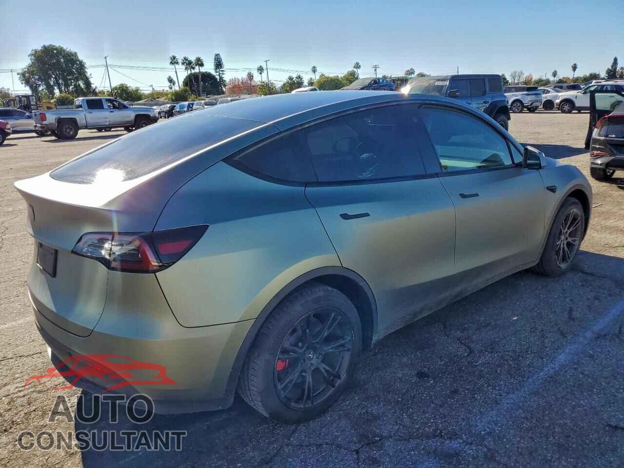 TESLA MODEL Y 2023 - 7SAYGDEE2PF615304
