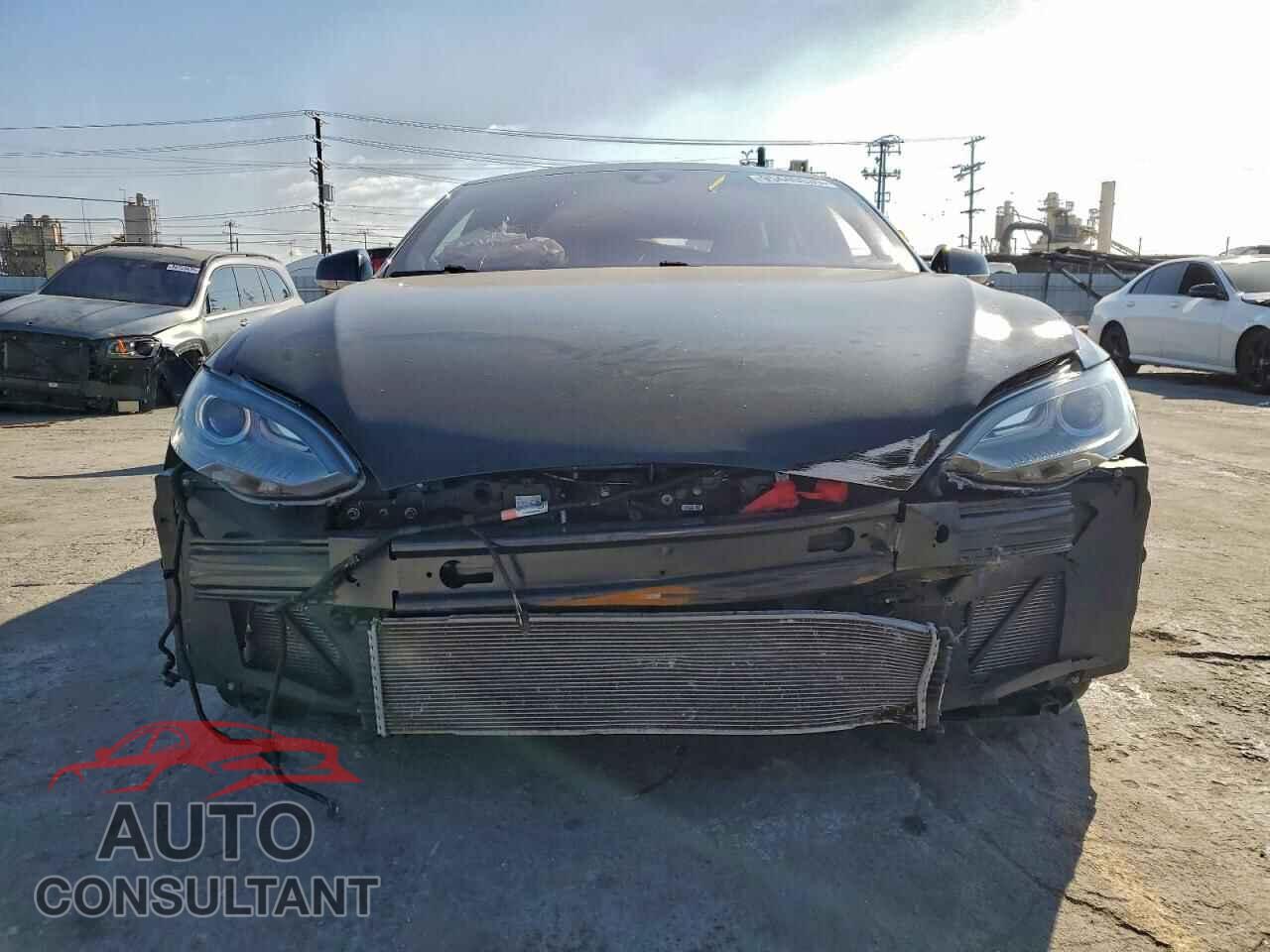 TESLA MODEL S 2015 - 5YJSA1H24FF091480