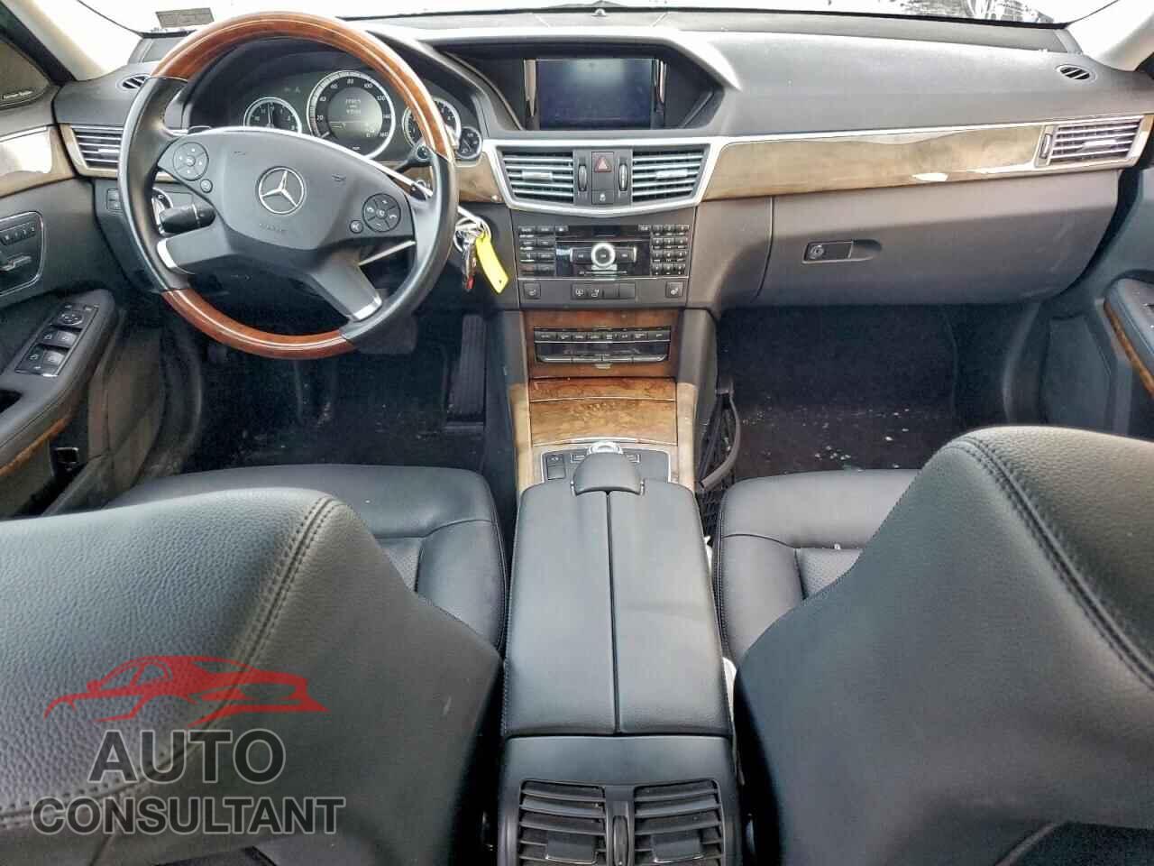 MERCEDES-BENZ E-CLASS 2010 - WDDHF8HB2AA167824