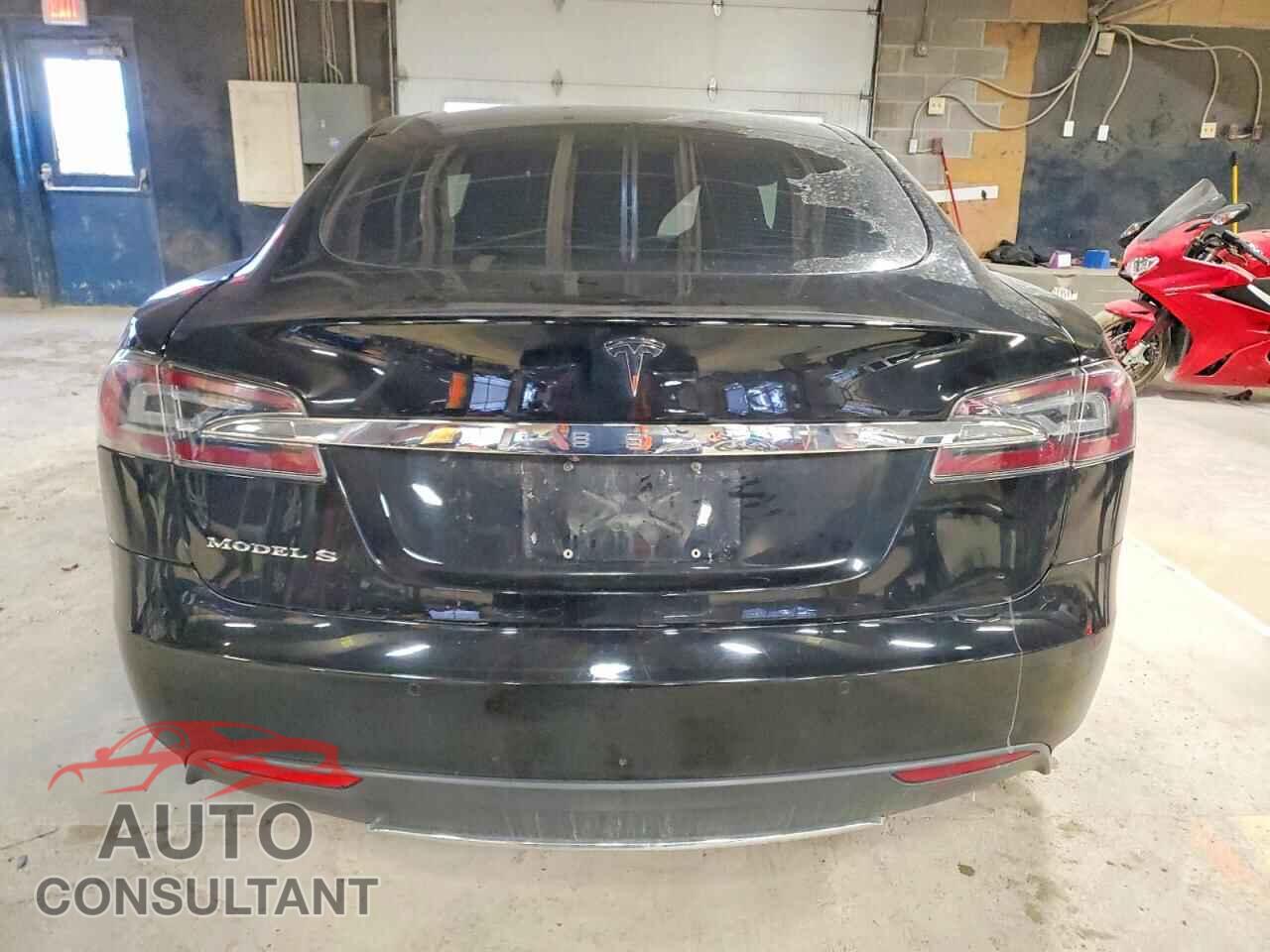 TESLA MODEL S 2015 - 5YJSA1S20FF095079