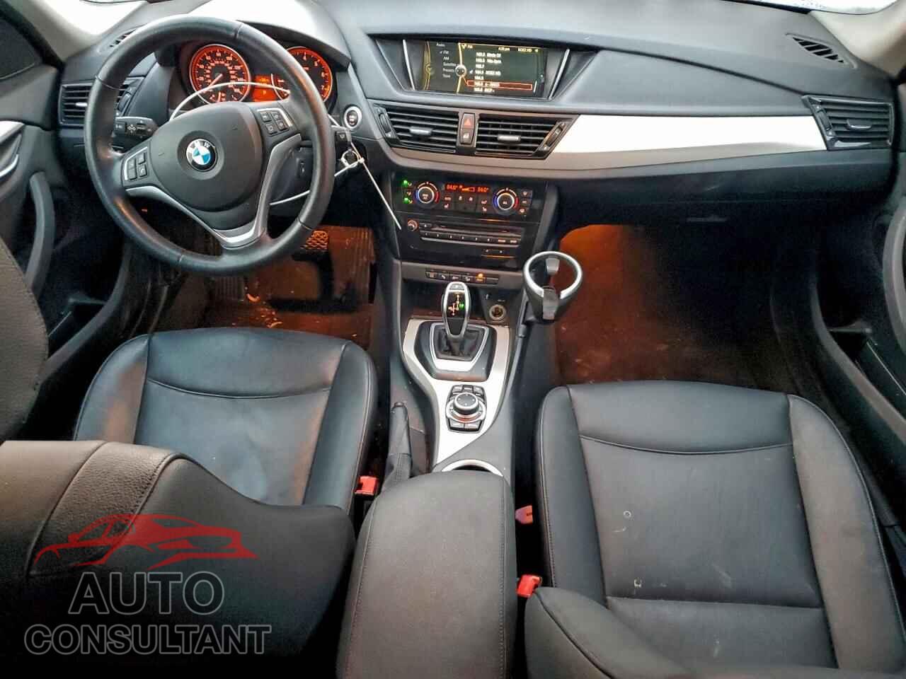BMW X1 2014 - WBAVL1C53EVY11048