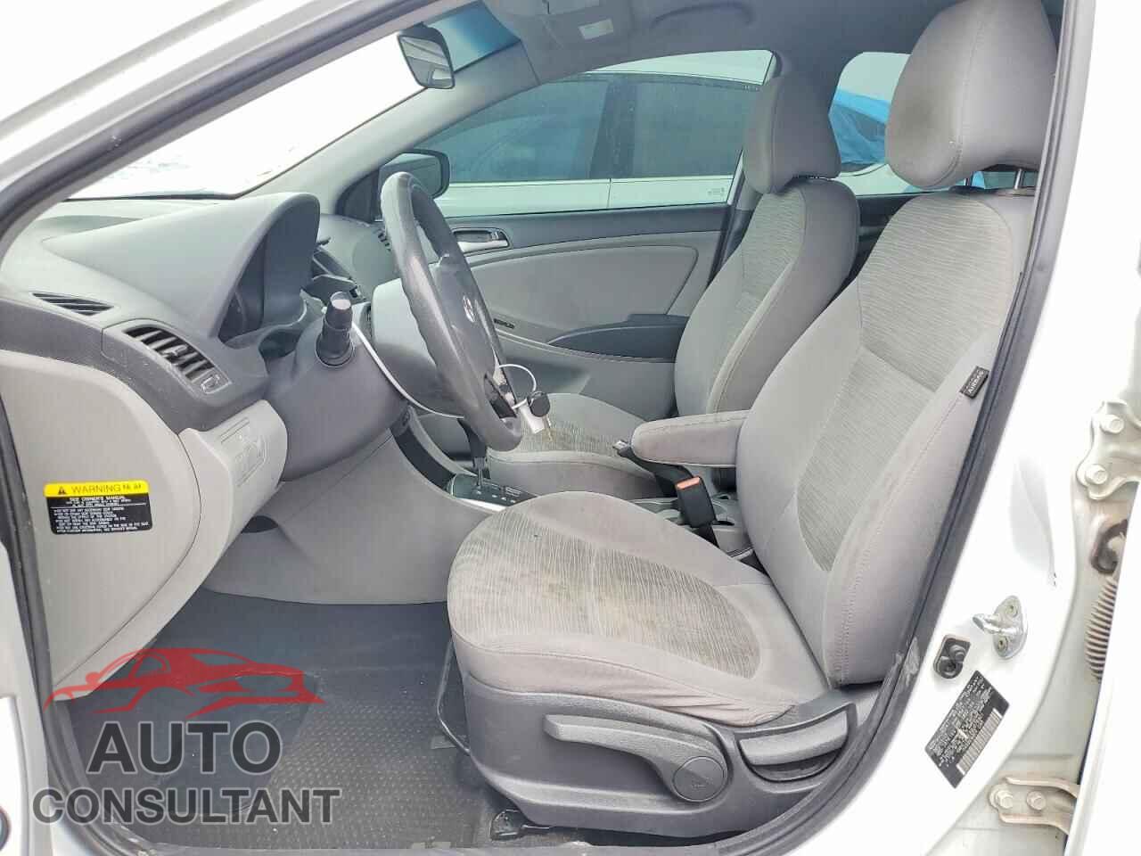 HYUNDAI ACCENT 2016 - KMHCT4AE3GU076901